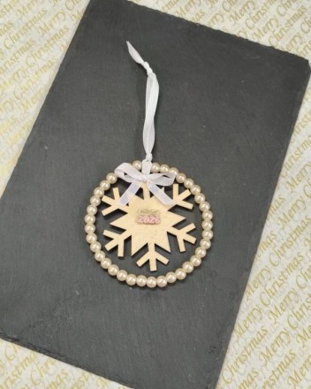 2  .  γουρι στεφανι περλες (1)